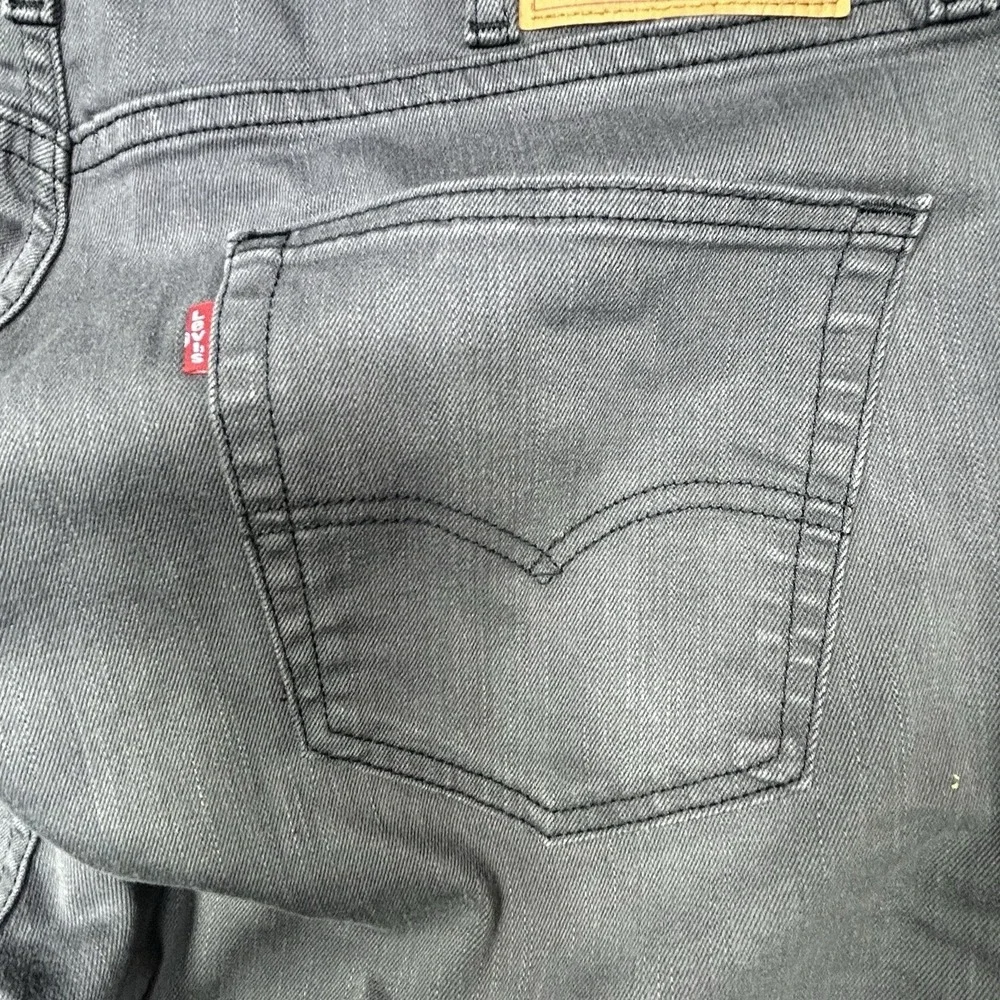 Levis 511 Jeans Mens 38x32 Gray Slim Fit Athletic Taper Stretch Denim Zipper EUC